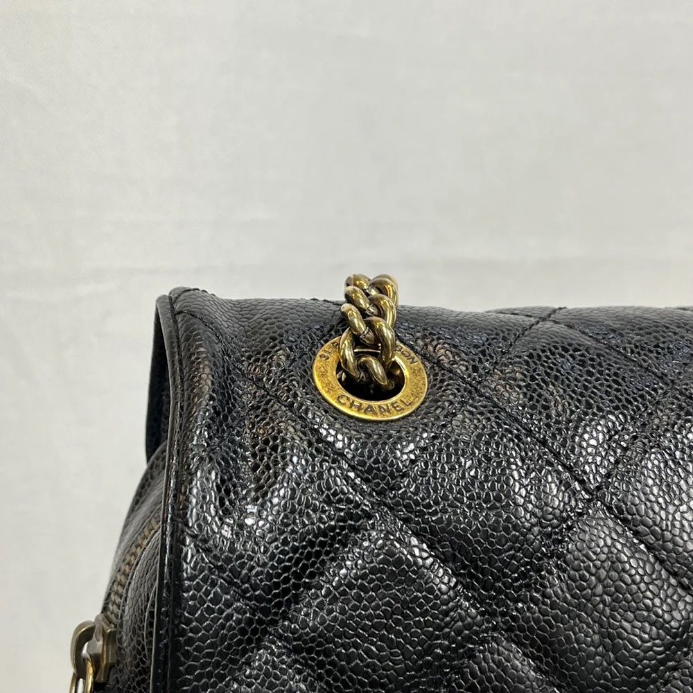 Chanel Easy Flap Jumbo Caviar Leather shoulder bag - Picture 6 of 13
